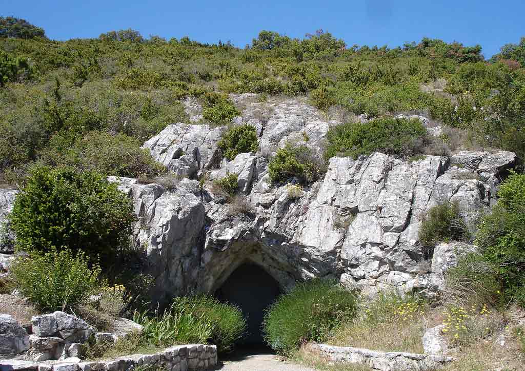 Grotte de Limousis